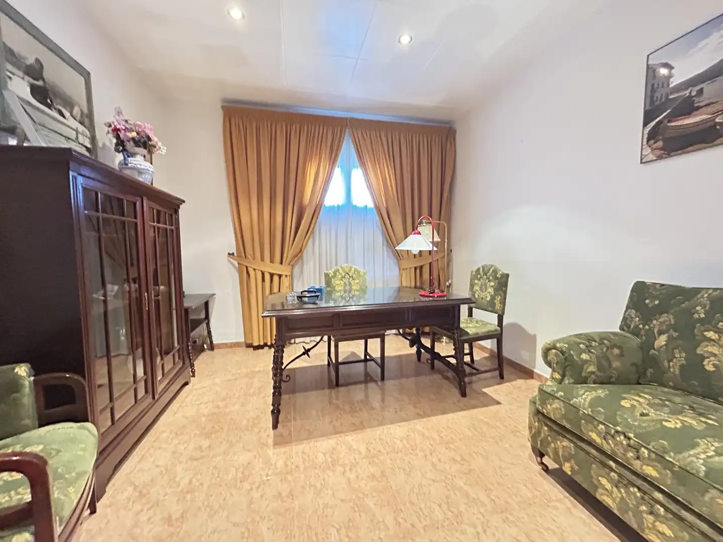 Comedor de Casa o chalet en venta en Viladecans con Aire acondicionado, Calefacción y Jardín privado