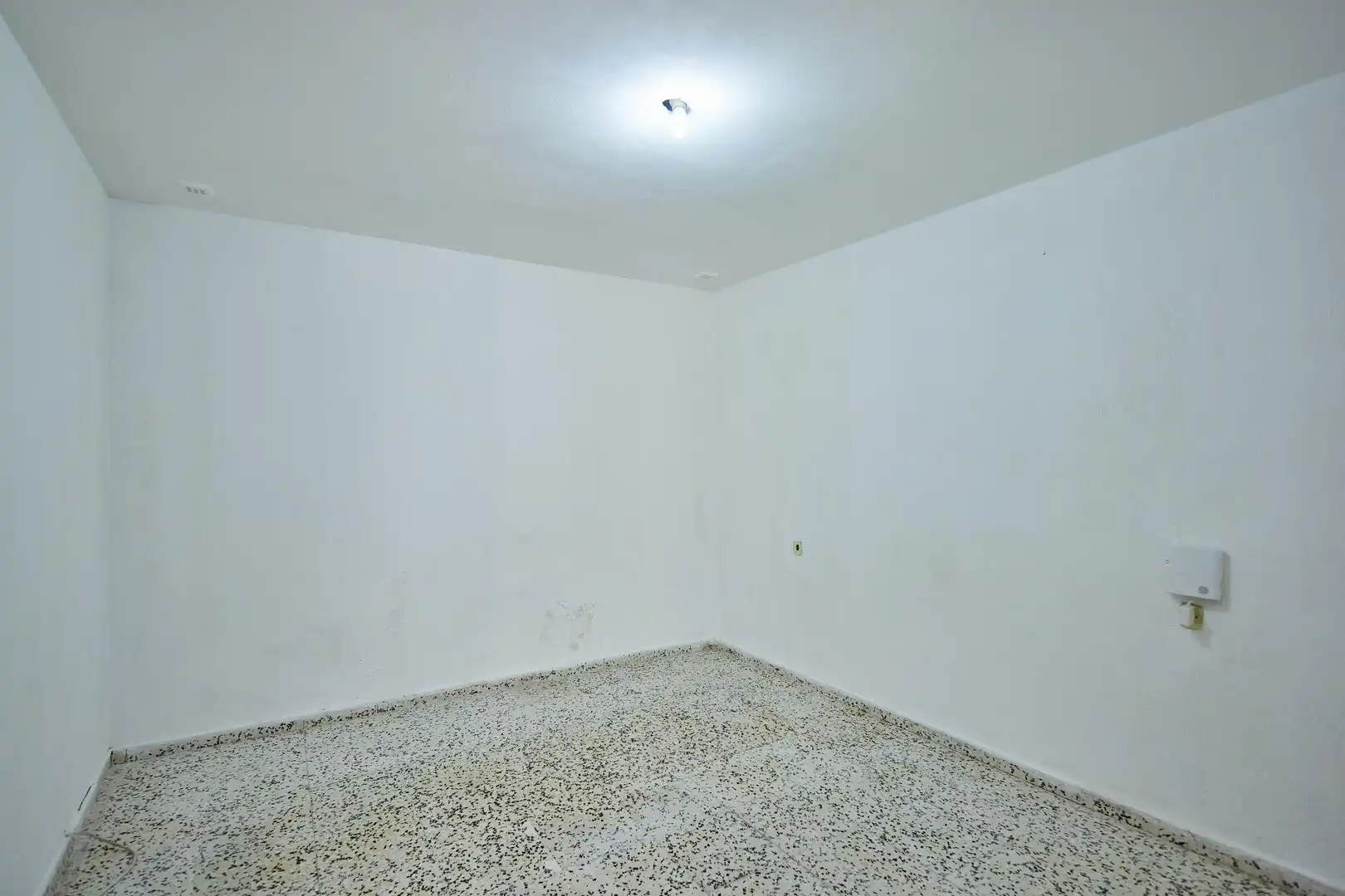 Piso en venta en Cádiz con Balcón