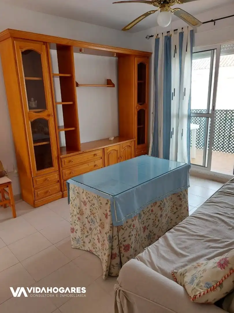 Habitación de Piso en venta en Rota con Terraza, Piscina y Piscina comunitaria