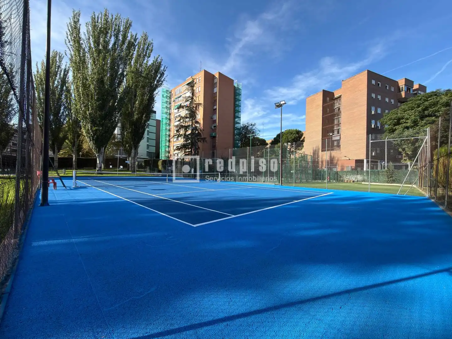 Parking de Piso en venta en La Avanzada - La Cueva