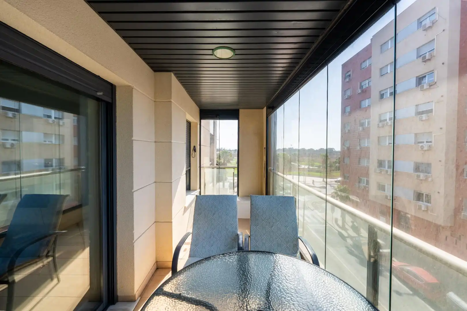 Terrassa de Pis en venda en Almería amb Aire condicionat, Traster i Piscina comunitària