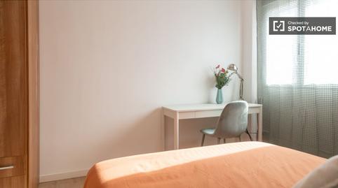 Foto 3 de Pis per a compartir a Numancia, Madrid