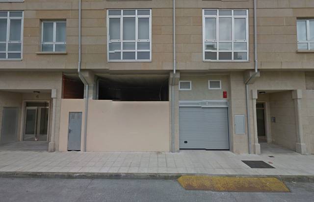 Local comercial en Venta en Avenida Constitución, 88 en Cariño