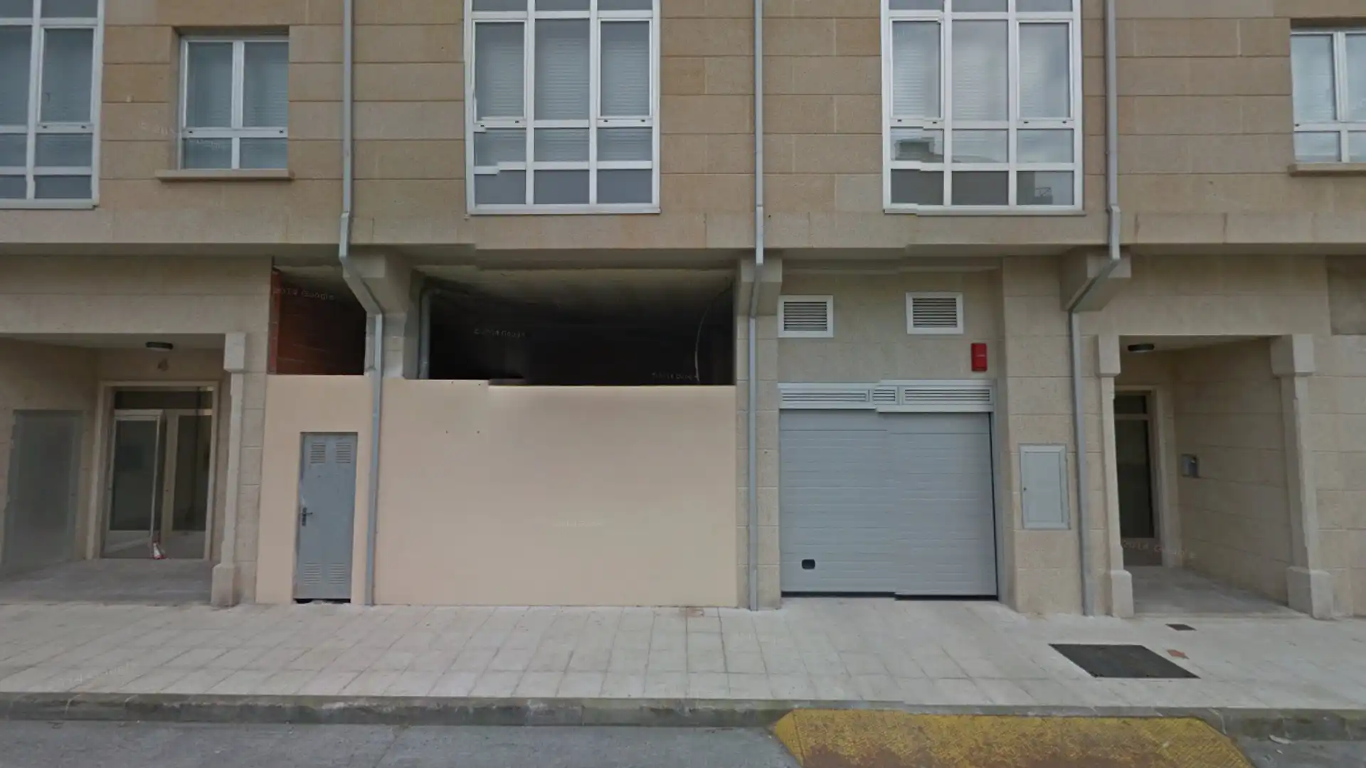 Parking de Local en venta en Cariño