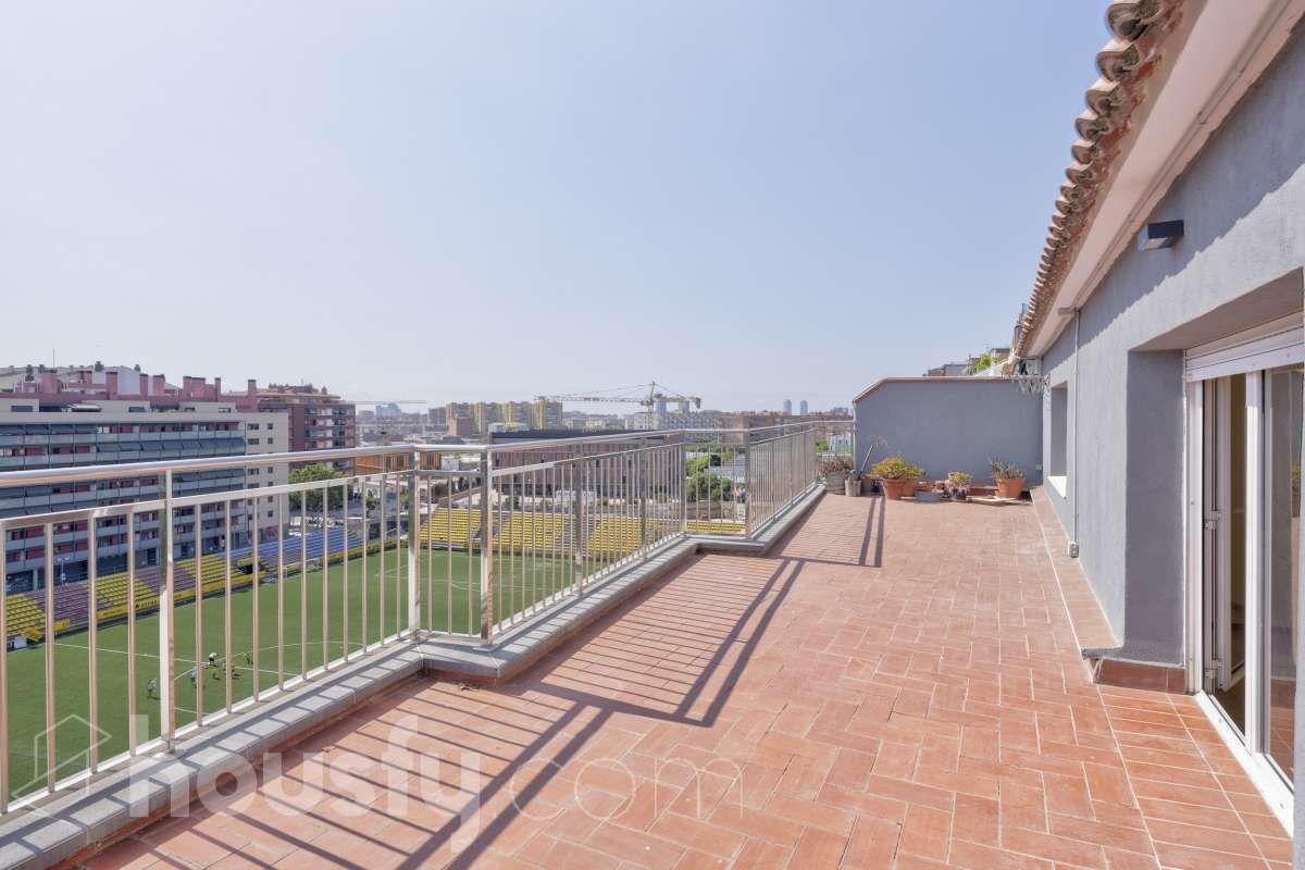 Terrassa de Casa o xalet en venda en  Barcelona Capital amb Terrassa