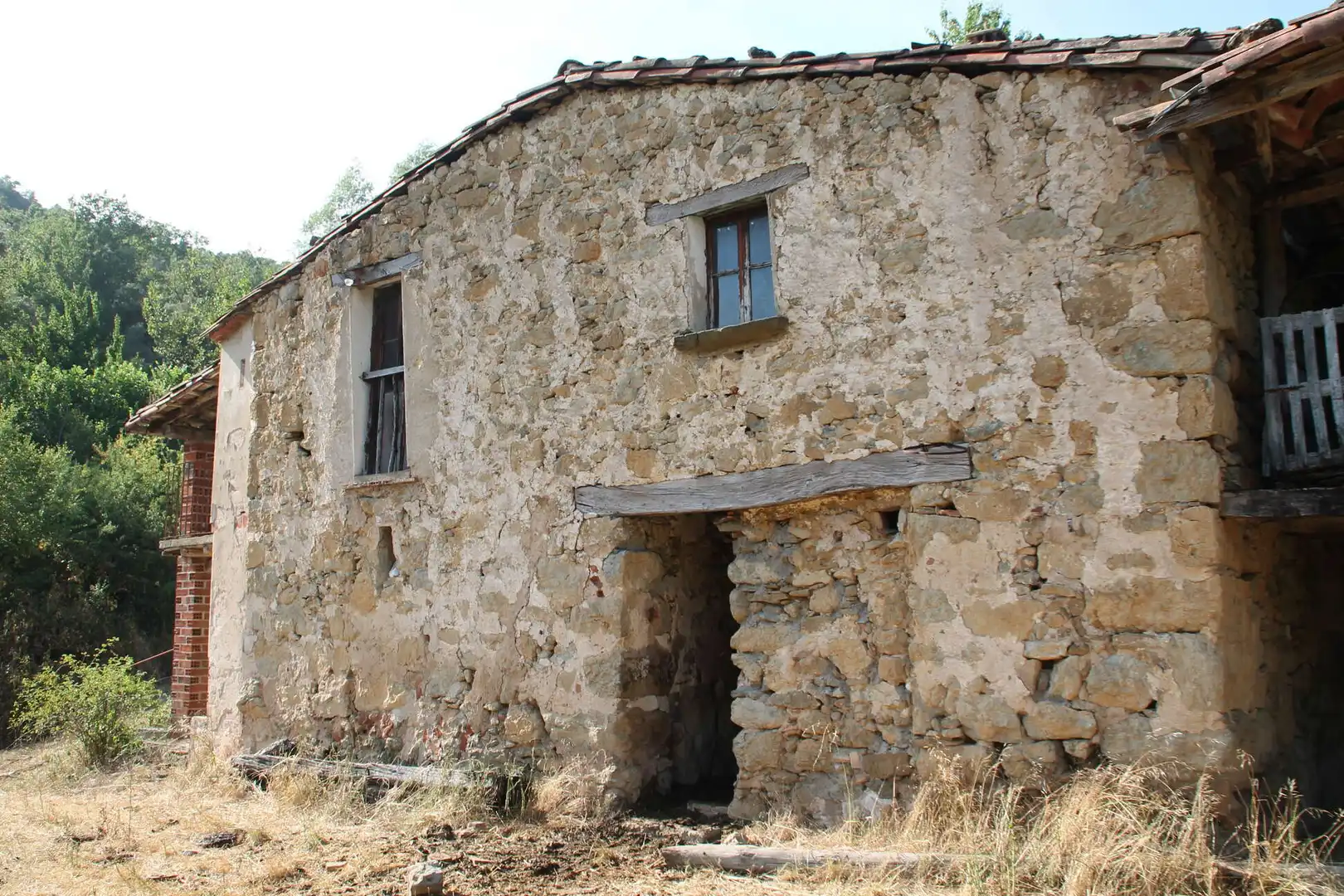Vista exterior de Finca rústica en venda en Sant Feliu de Pallerols amb Terrassa i Traster