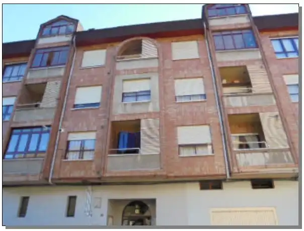 Vista exterior de Piso en venta en Laviana