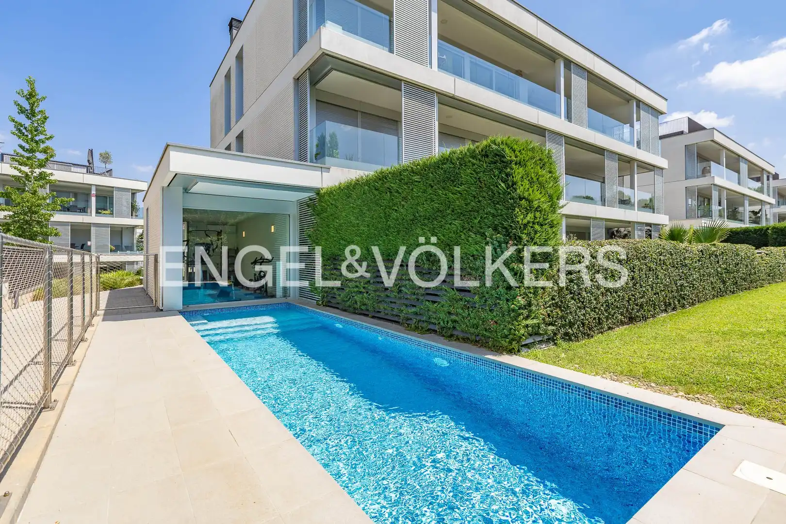 Piso con piscina en venta en Maria Benlliure