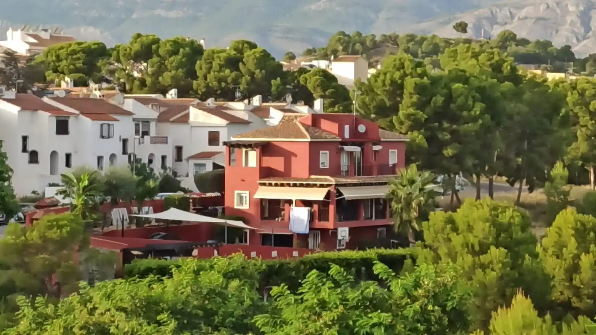 Vista exterior de Apartamento en venta en La Nucia con Terraza y Amueblado