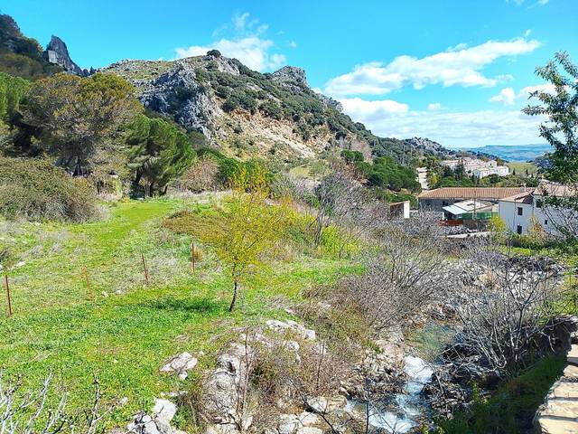 Terreno residencial en Venta en Plaza Plaza de la Asamblea en Grazalema