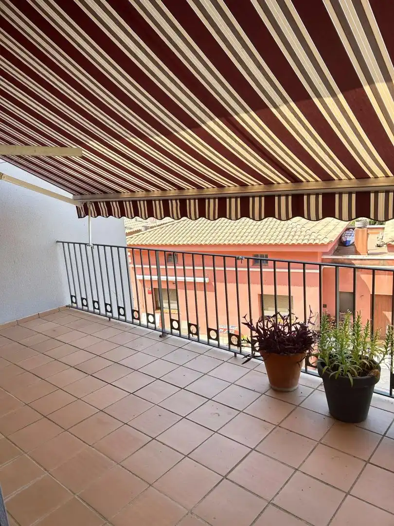 Terrace of Detached homes for sale in Palau-saverdera