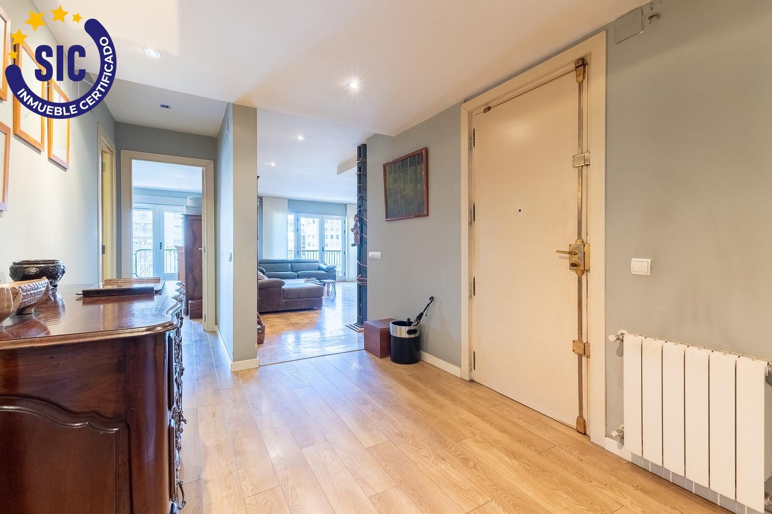 Flat for sale in  Valencia Capital  with Air Conditioner, Heating and Terrace