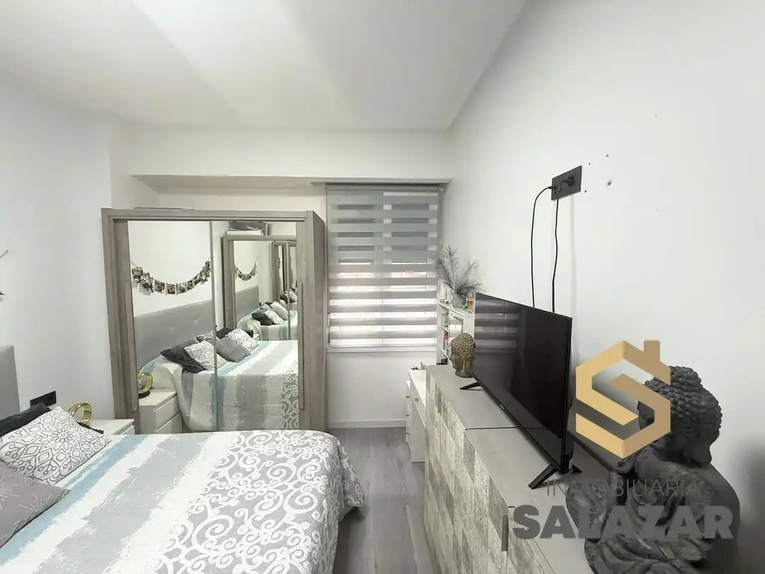 Bedroom of Flat for rent in Bilbao   with Heating