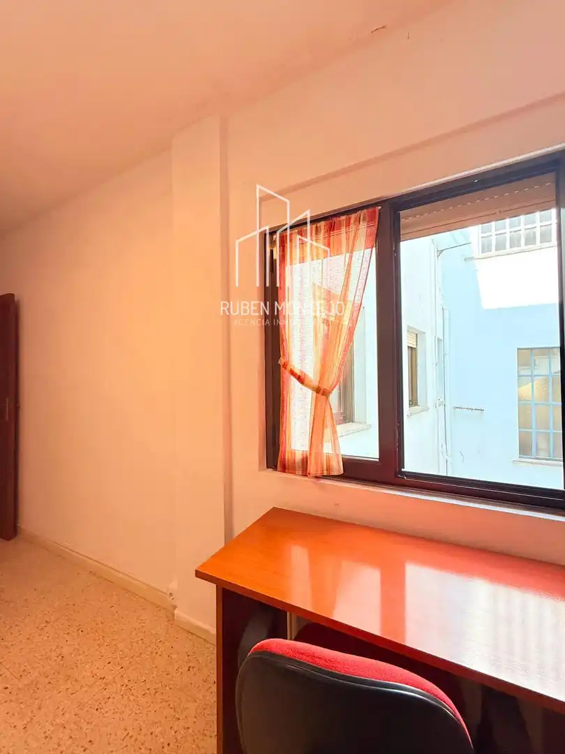 Habitación de Piso de alquiler en Salamanca con Calefacción, Terraza y Amueblado