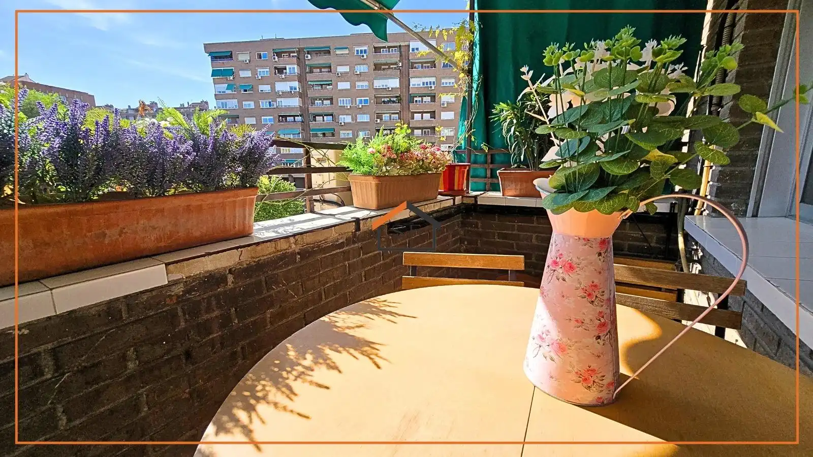 Terrace of Flat for sale in  Madrid Capital  with Air Conditioner, Private garden and Parquet flooring