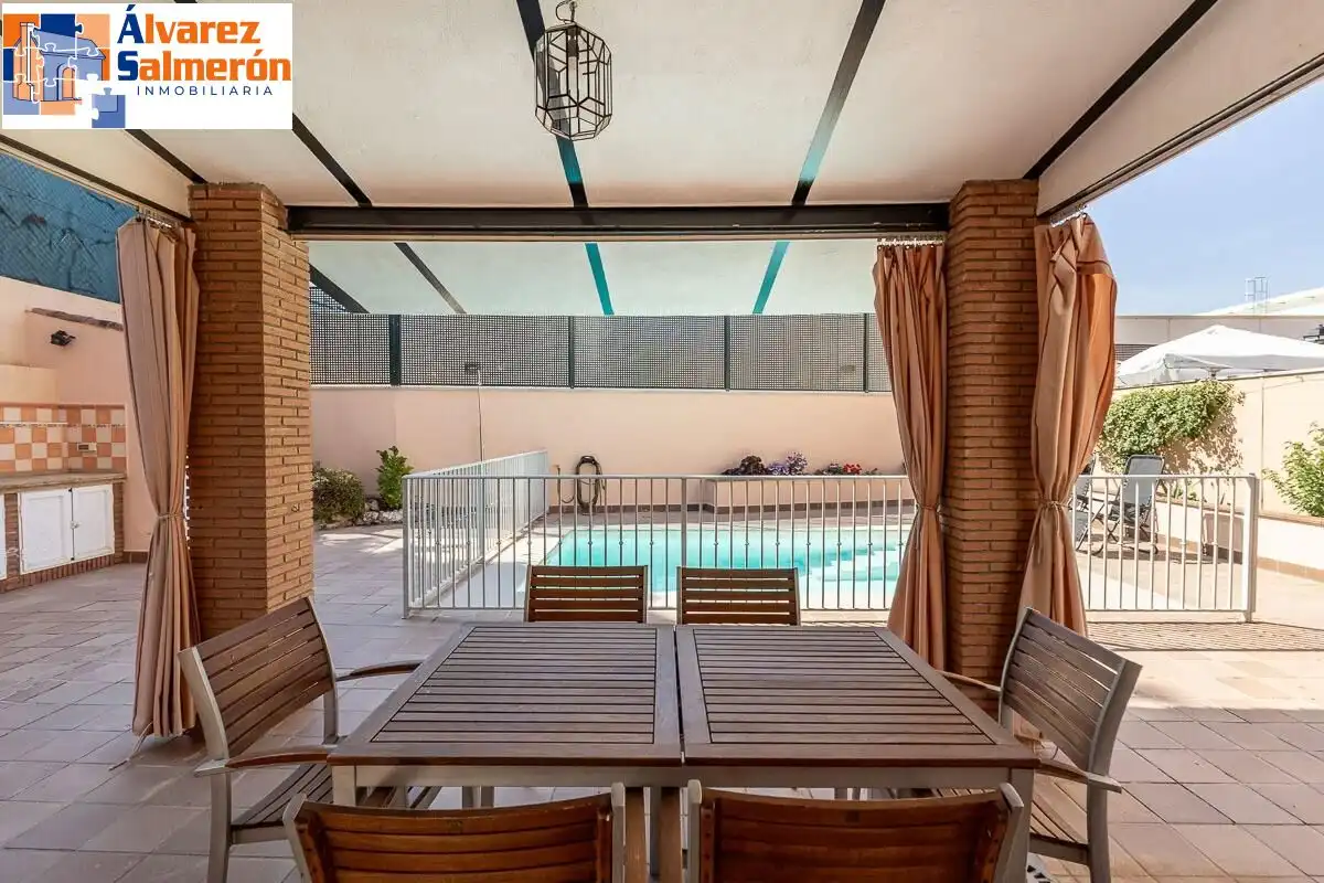Terraza de Casa o chalet en venta en Huétor Vega con Terraza, Piscina y Balcón