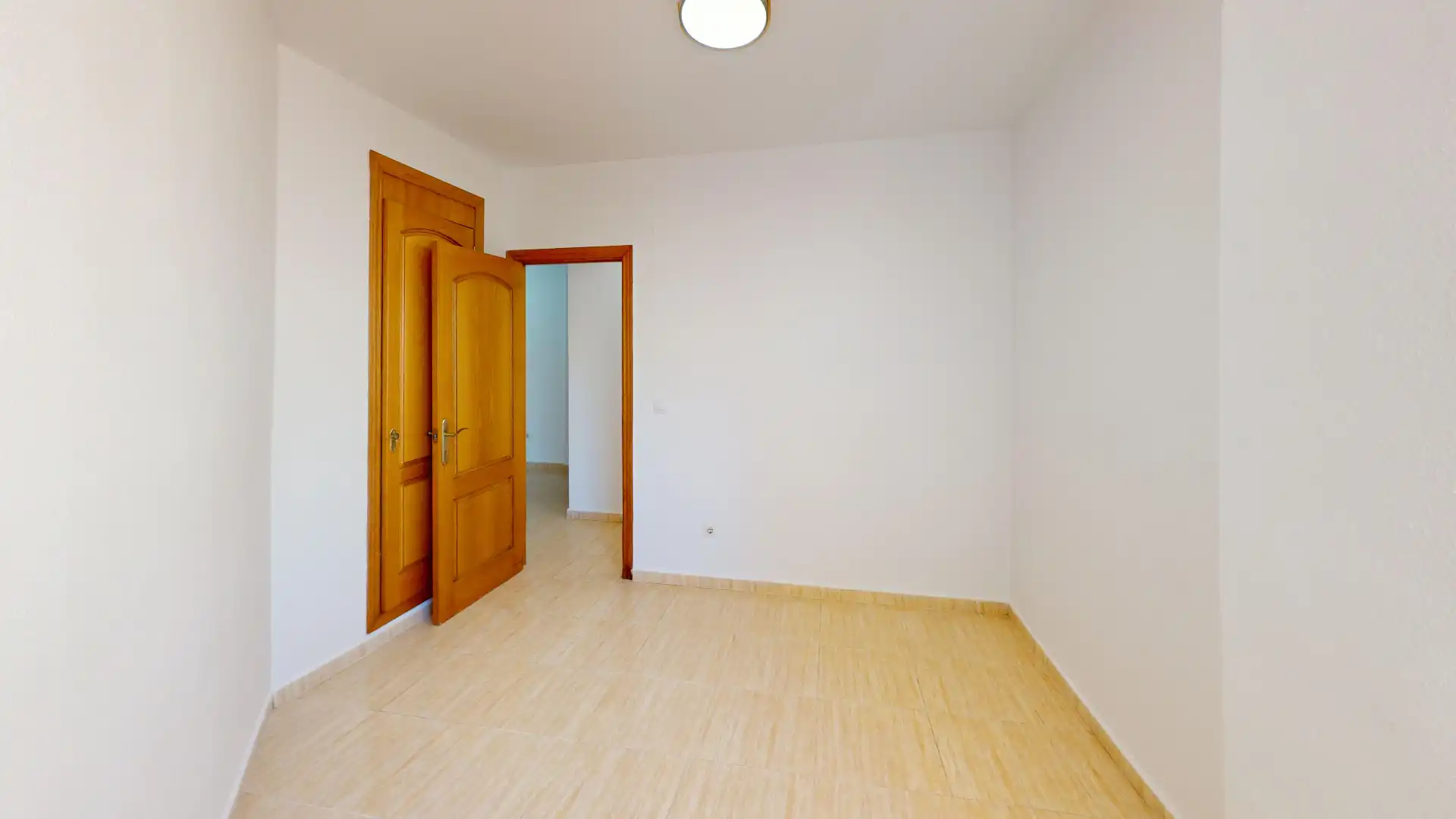 Flat for sale in Alicante / Alacant  with Storage room, Oven and Balcony