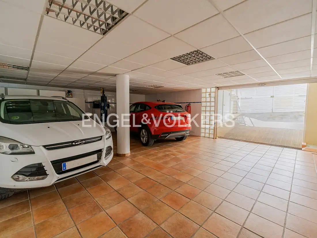 Casa o xalet en venda en Alicante / Alacant amb Aire condicionat, Calefacció i Jardí privat