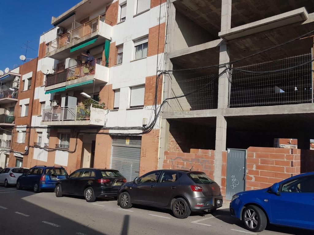 Exterior view of Single-family semi-detached for sale in Esparreguera