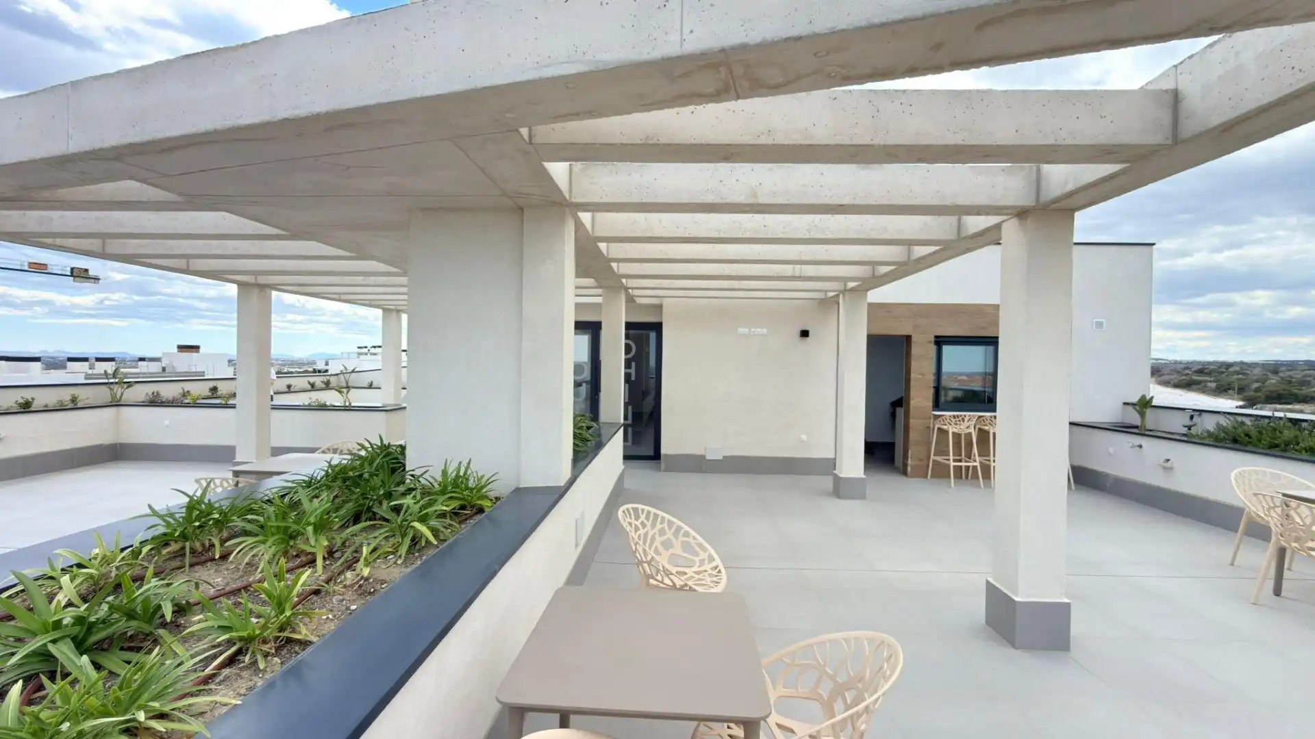 Terrassa de Apartament en venda en Orihuela amb Aire condicionat, Calefacció i Jardí privat