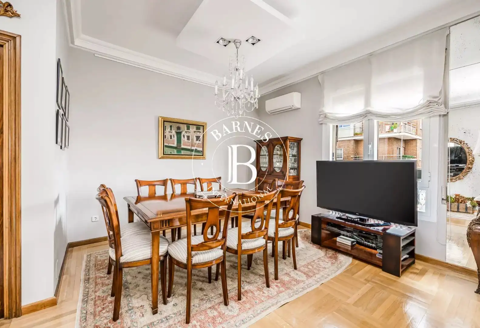 Comedor de Piso en venta en Madrid con Calefacción