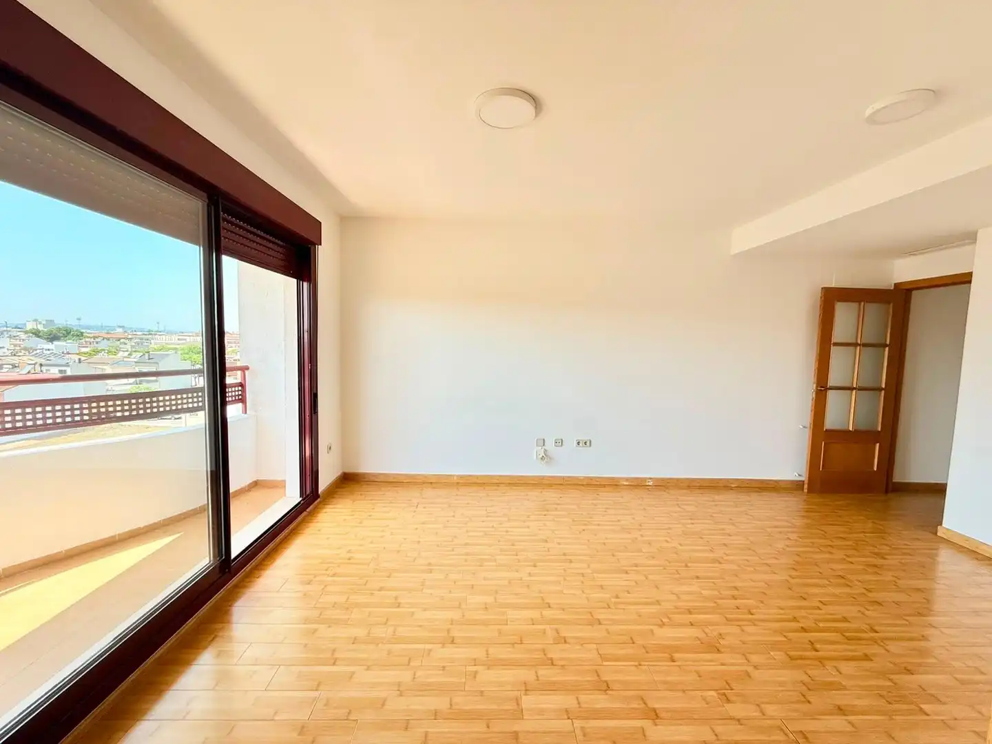 Sala d'estar de Pis de lloguer en Silla amb Calefacció, Terrassa i Balcó