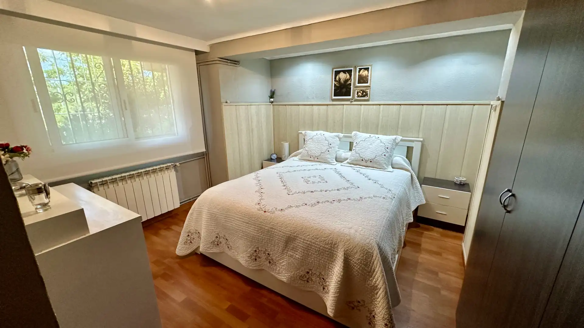 Habitación de Casa o chalet en venta en Rubí con Aire acondicionado, Calefacción y Jardín privado