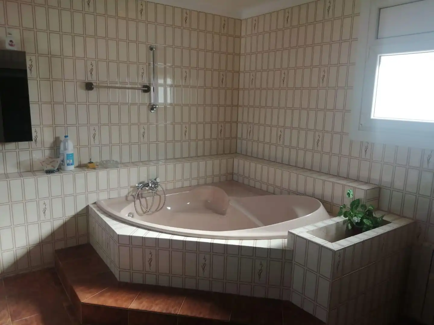 Bany de Casa o xalet en venda en Tàrrega amb Jardí privat, Terrassa i Traster