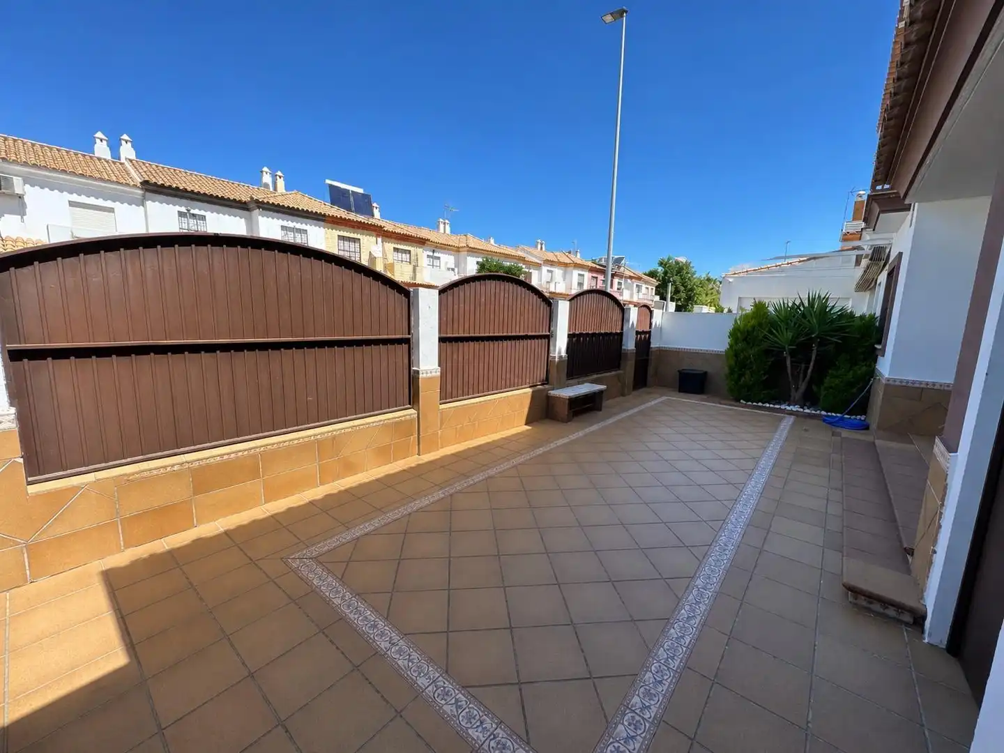 Terrace of Detached homes for sale in Sanlúcar de Barrameda  with Air Conditioner and Storage room