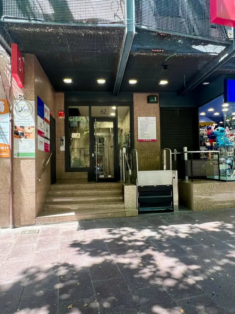Individual con ascensor en alquiler en Rambla, imagen 9