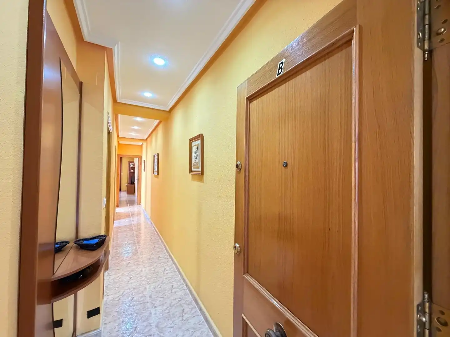 Ático con terraza en venta en Avenida DE LAS HABANERAS, imagen 2