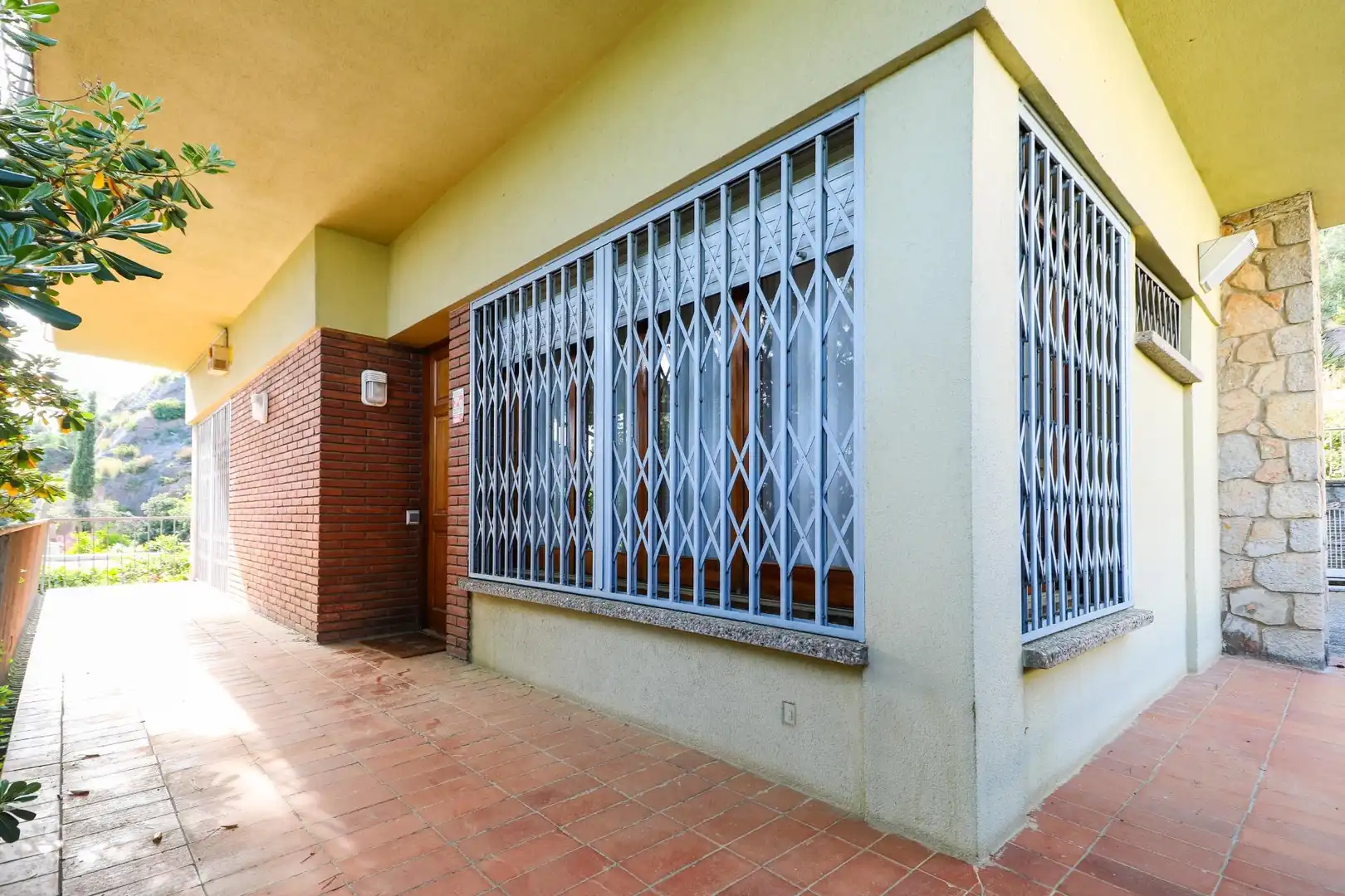 Vista exterior de Casa o xalet en venda en Castelldefels amb Aire condicionat, Calefacció i Parquet