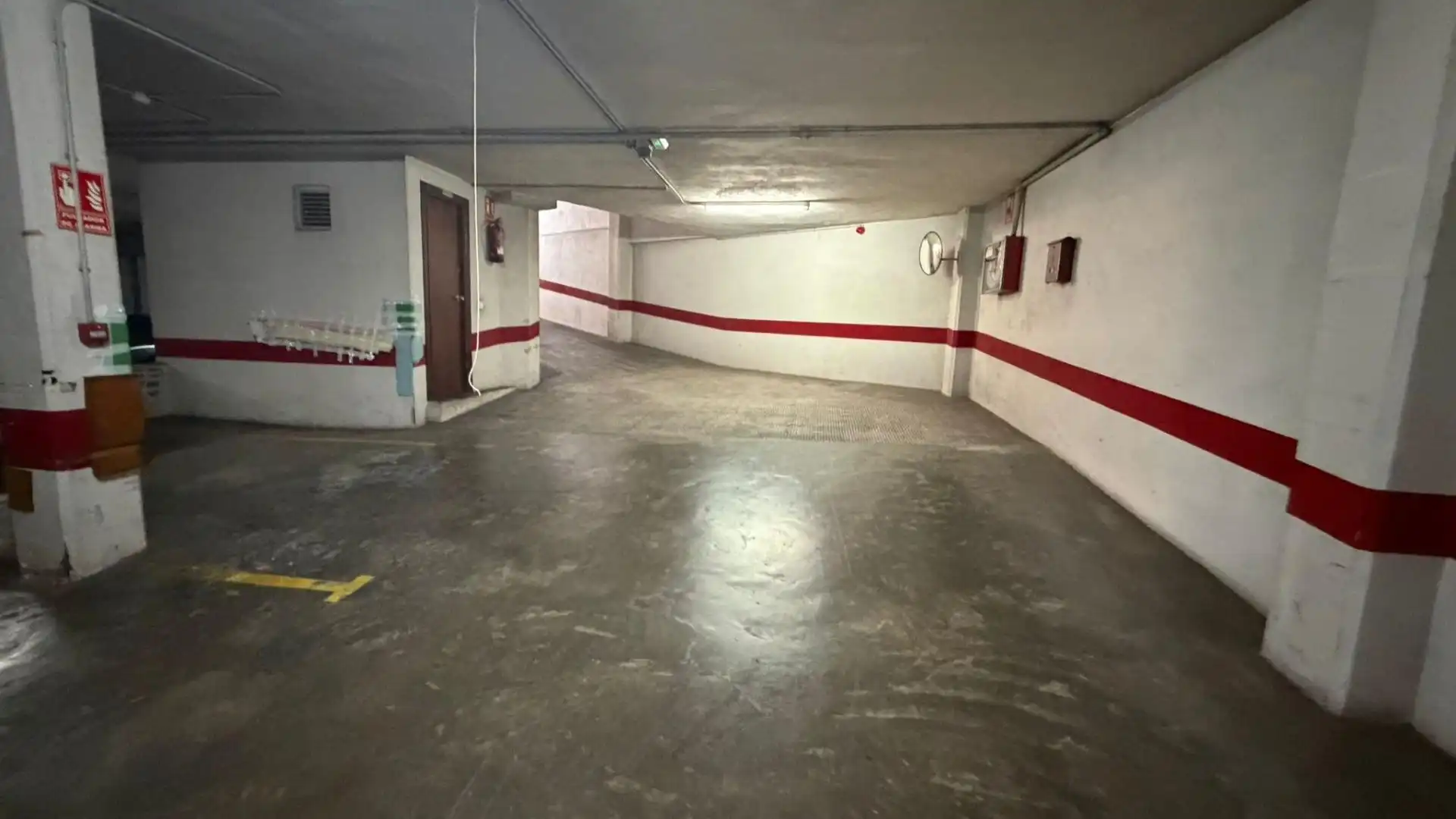 Aparcament de Dúplex en venda en Castellón de la Plana / Castelló de la Plana amb Aire condicionat, Parquet i Terrassa
