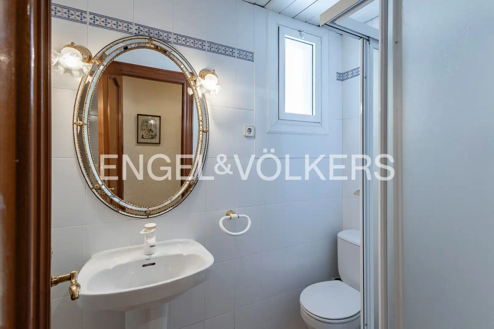 Bathroom of Flat for sale in Barcelona  with Air Conditioner, Heating and Parquet flooring