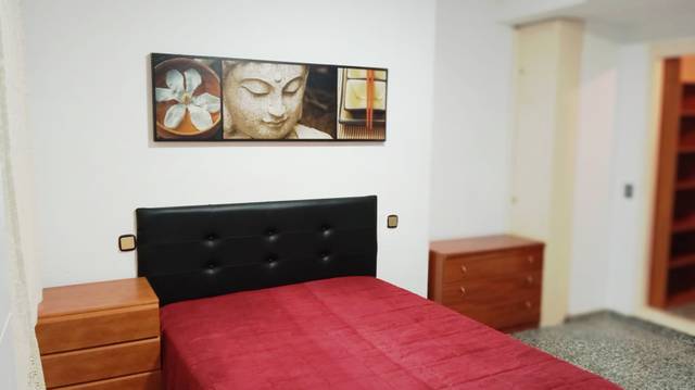 Piso en Alquiler en Carrer de Cuba en Russafa