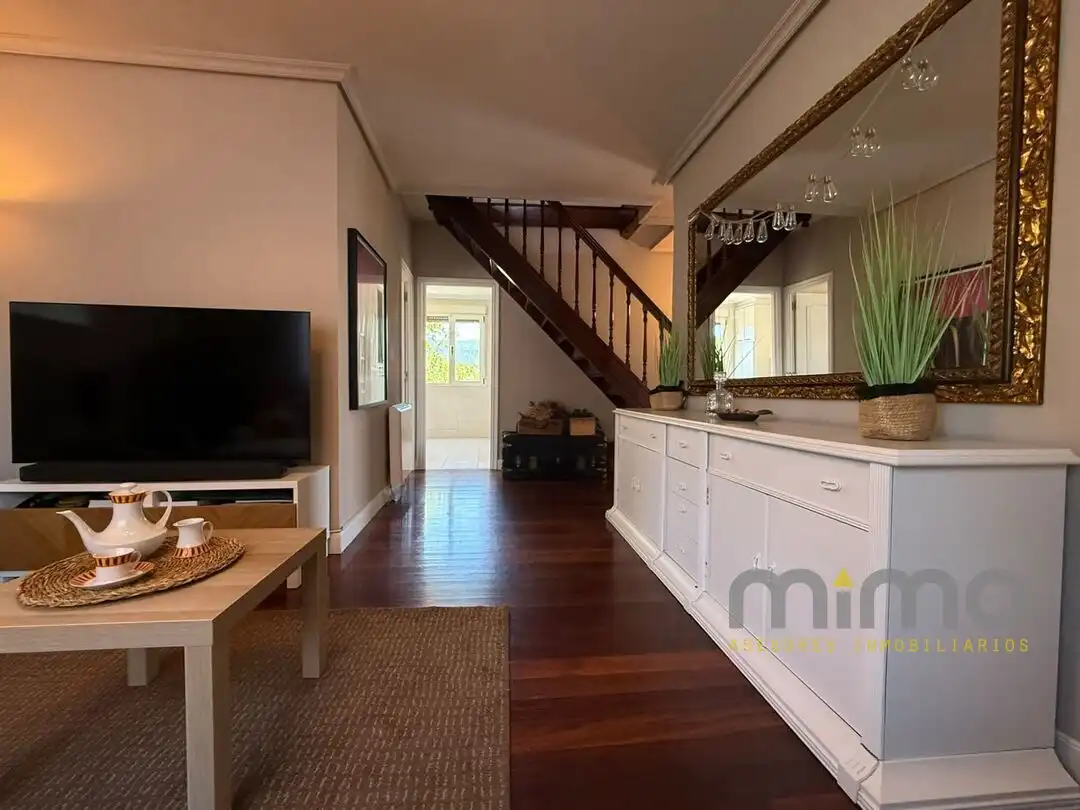Sala de estar de Dúplex en venta en Errenteria con Calefacción, Trastero y Balcón
