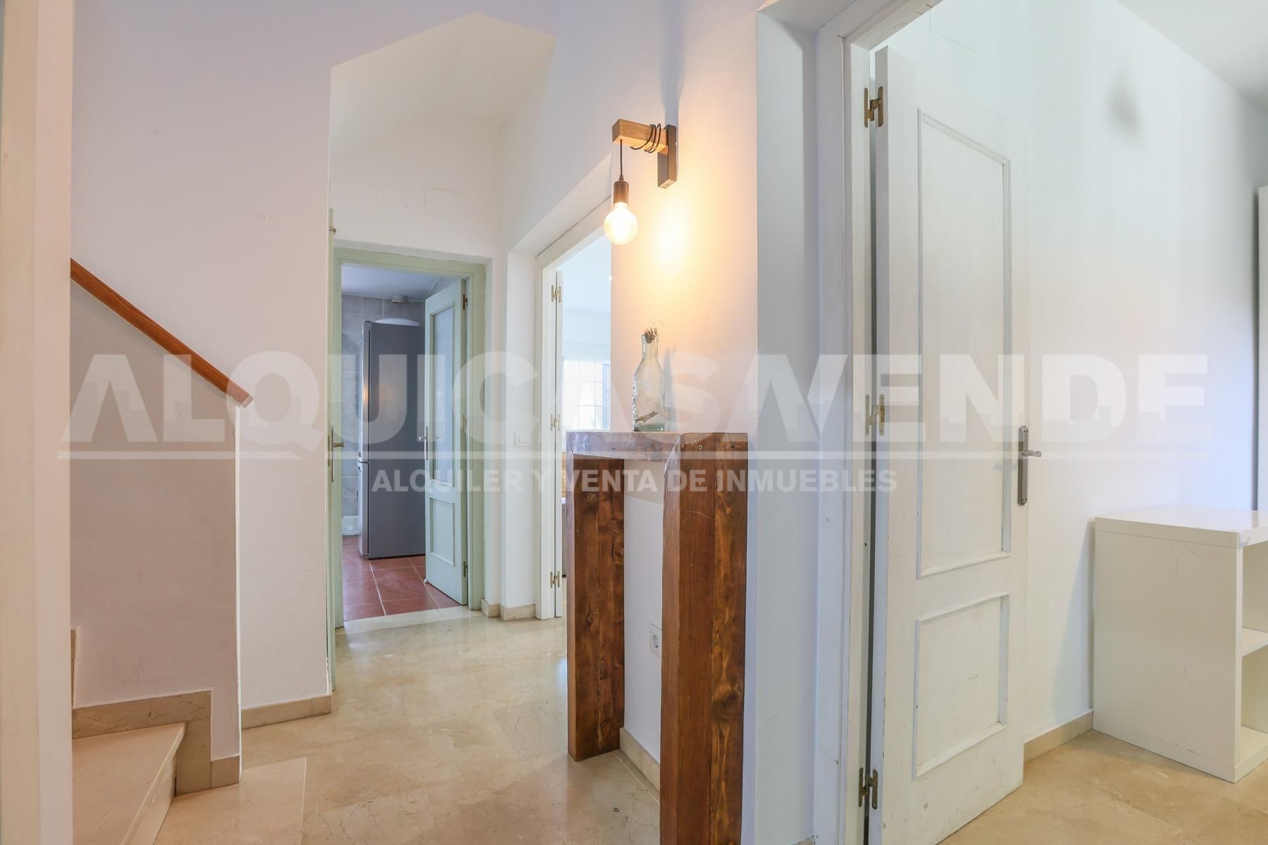 Casa adosada en venta en Espartinas Pueblo