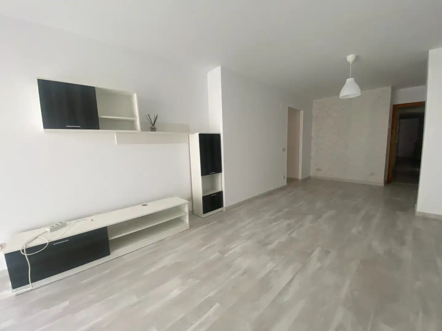 Flat for rent in Passeig dels Països Catalans, Veïnat
