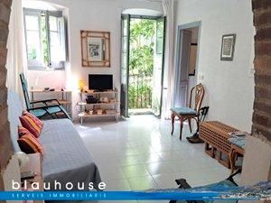 Schlafzimmer von Wohnungen zum verkauf in Portbou mit Balkon