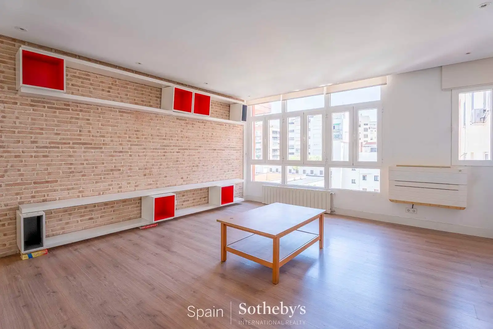 Living room of Attic for sale in Madrid  with Air Conditioner, Heating and Terrace