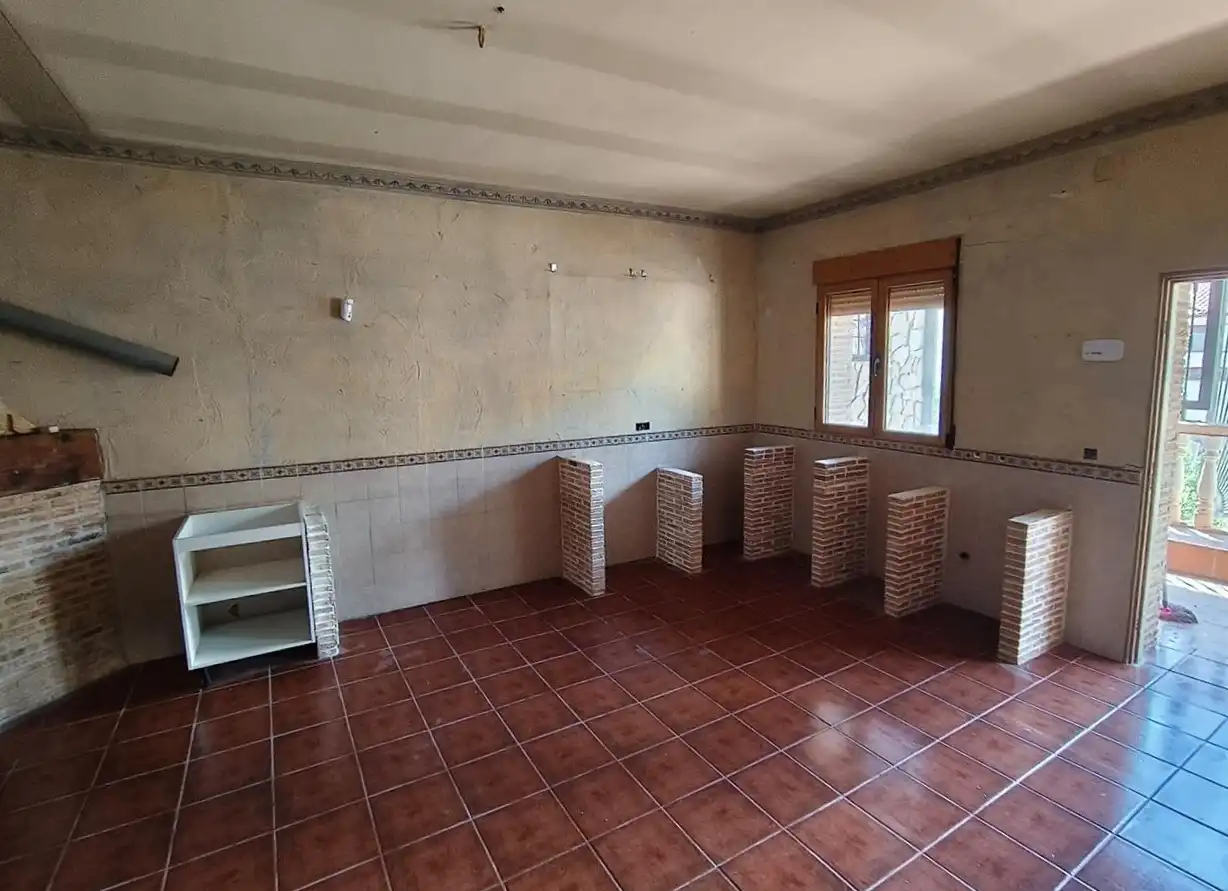 Casa adosada en venta en Alcaraz con Terraza y Trastero