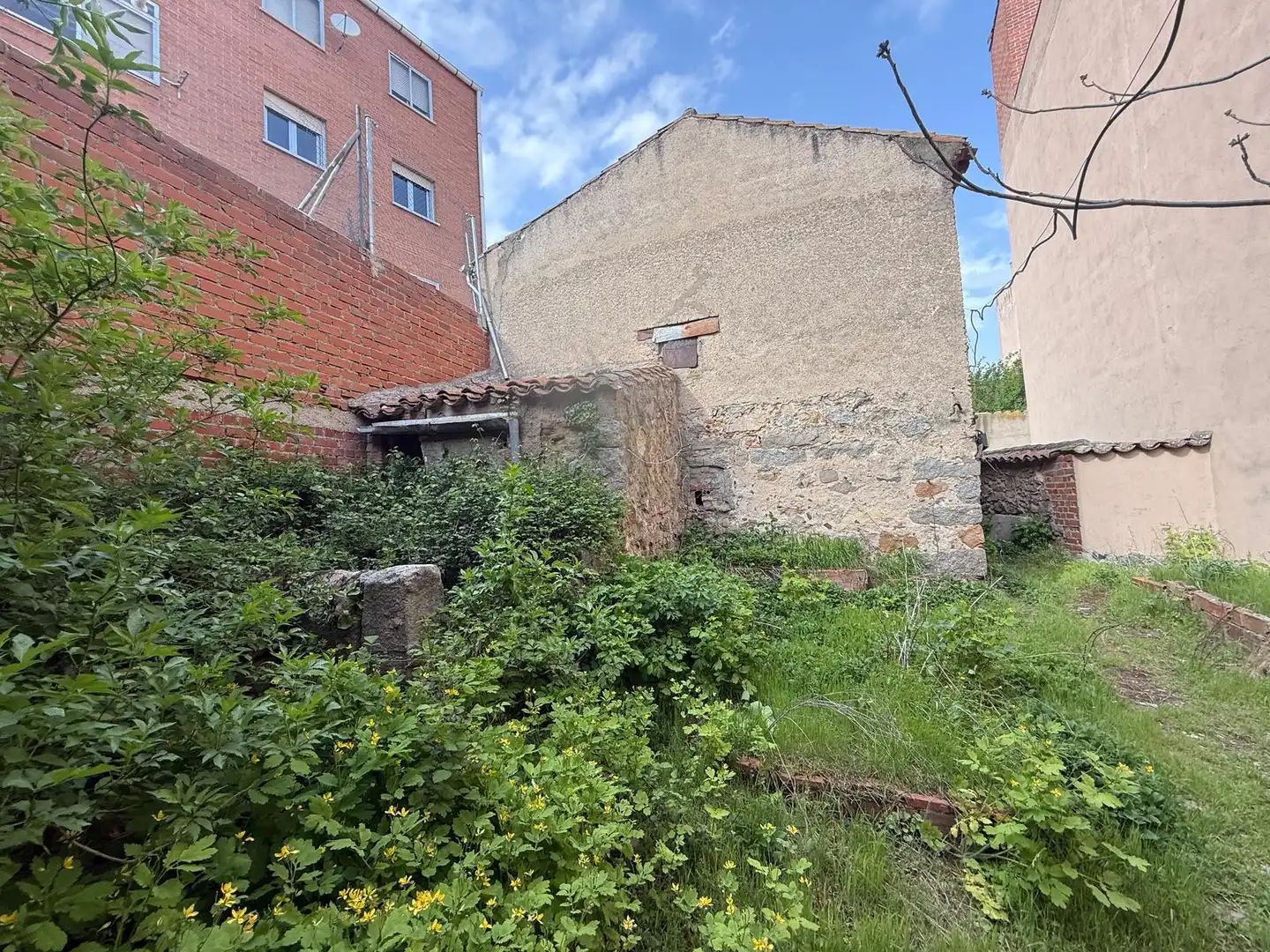 Gebäude zum Verkauf in Ávila