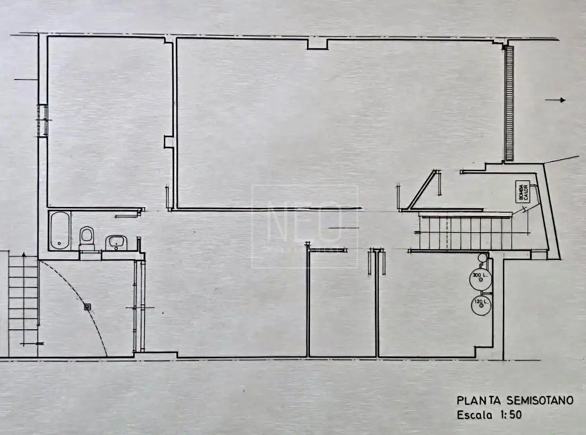 Einfamilien-Reihenhaus zum Verkauf in Granada mit Klimaanlage, Privatgarten und Terrasse