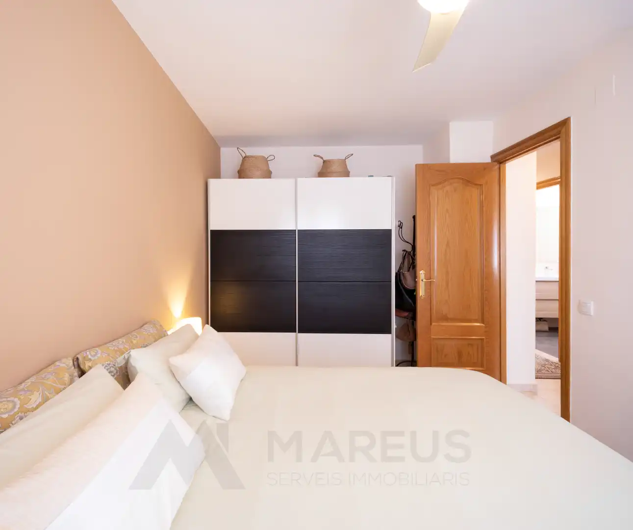 Bedroom of Houses for sale in Sant Esteve Sesrovires  with Heating, Private garden and Terrace