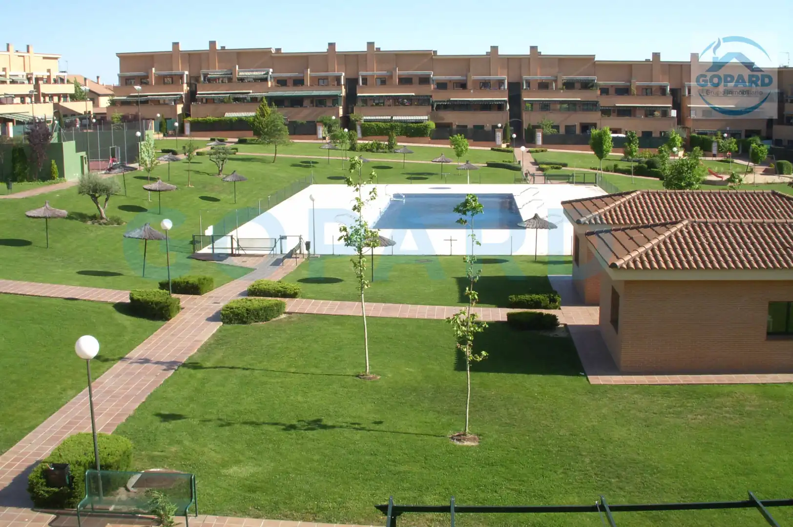Jardí de Garatge de lloguer en Villanueva de la Cañada