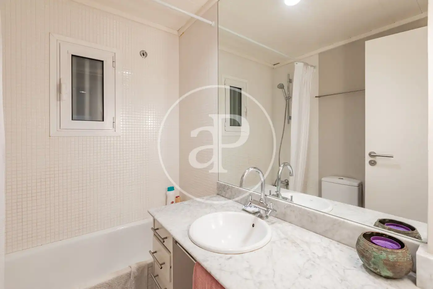 Baño de Piso en venta en Madrid con Aire acondicionado, Calefacción y Terraza