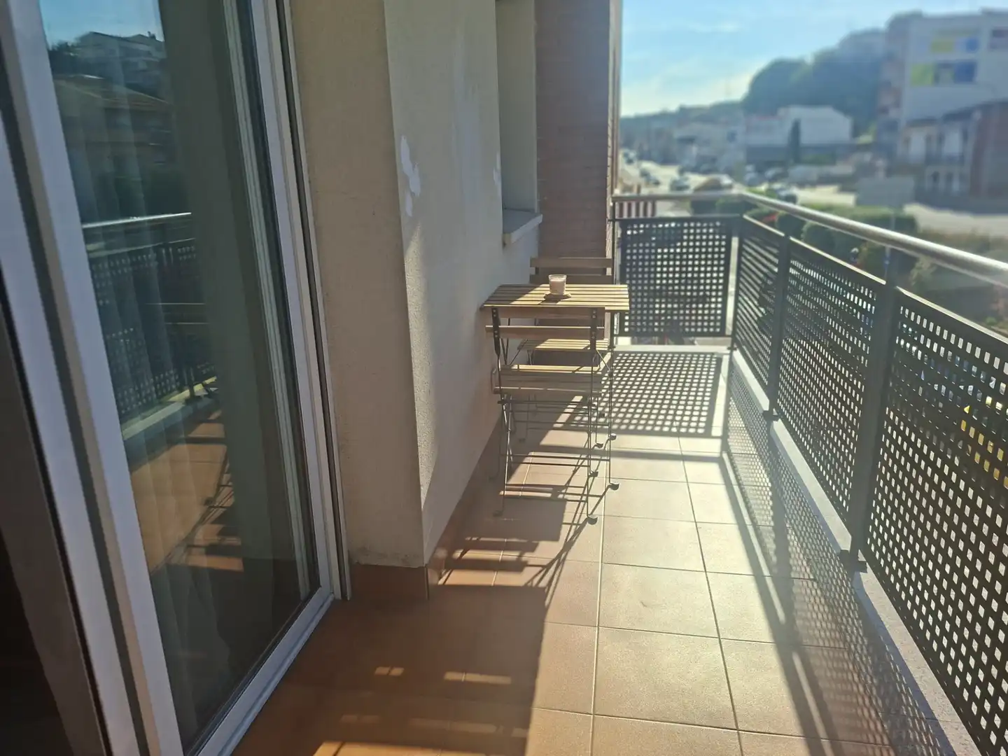 Terraza de Piso en venta en Pineda de Mar con Calefacción, Piscina y Horno