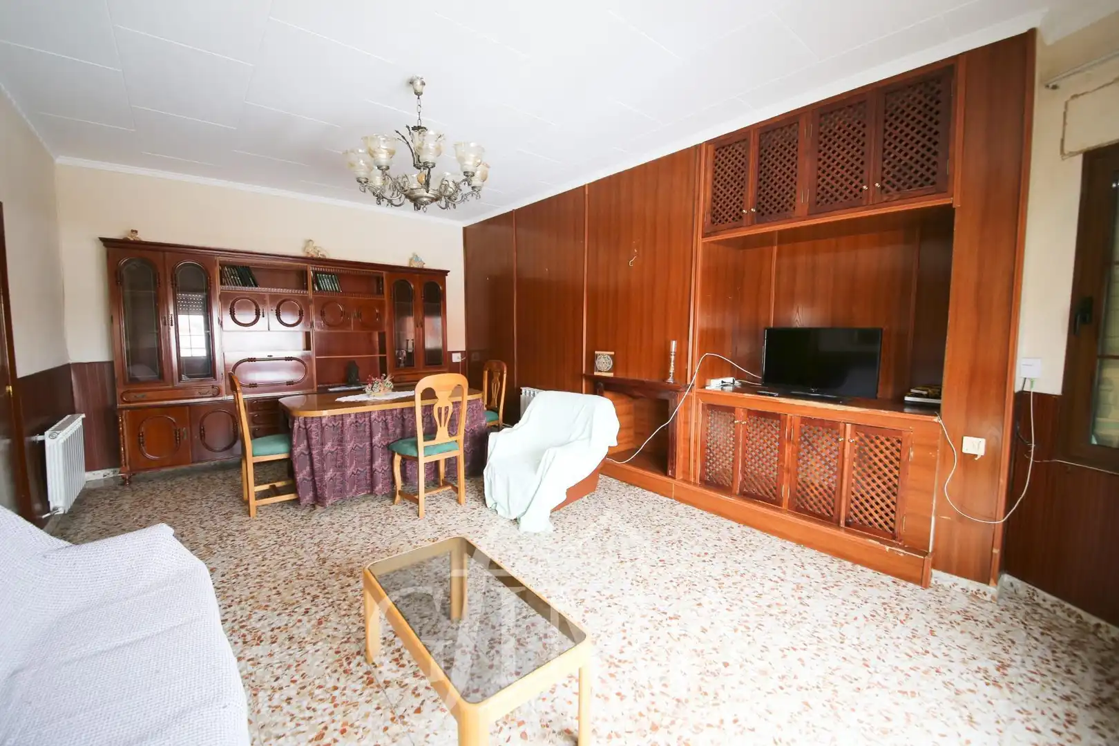 Living room of Houses for sale in Argamasilla de Alba  with Air Conditioner, Heating and Balcony