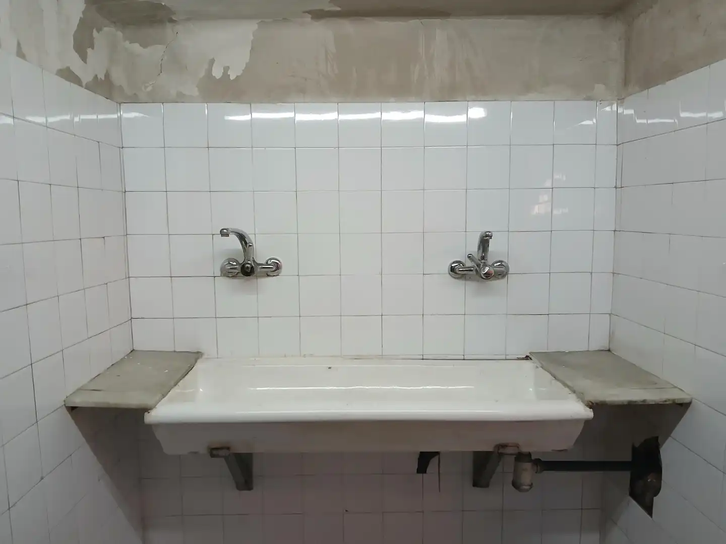 Bathroom of Industrial buildings for rent in Sant Joan de Vilatorrada