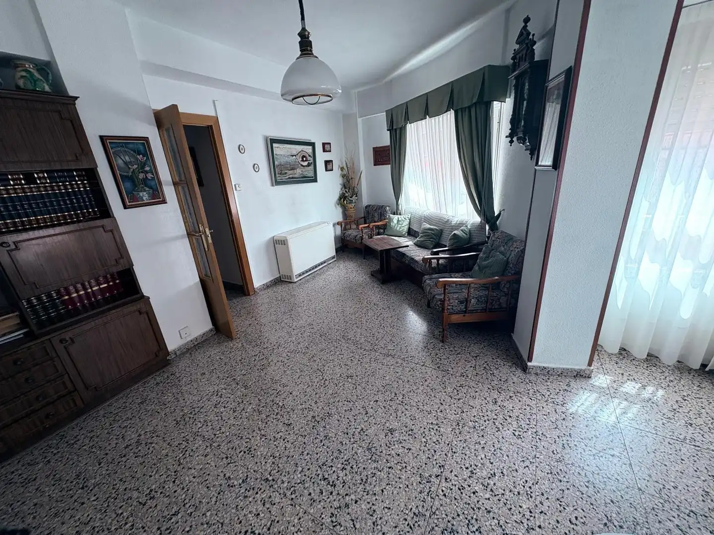 Sala de estar de Piso en venta en Almansa con Calefacción y Amueblado